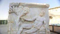 Sarcophagus Archaeologists Contest Year Iaa Drinking
