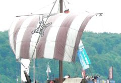 Ship Archaeologists Cargo Life Svaelget Sea