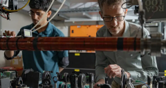 Atoms Quantum Helium Gravity Physics Scientists